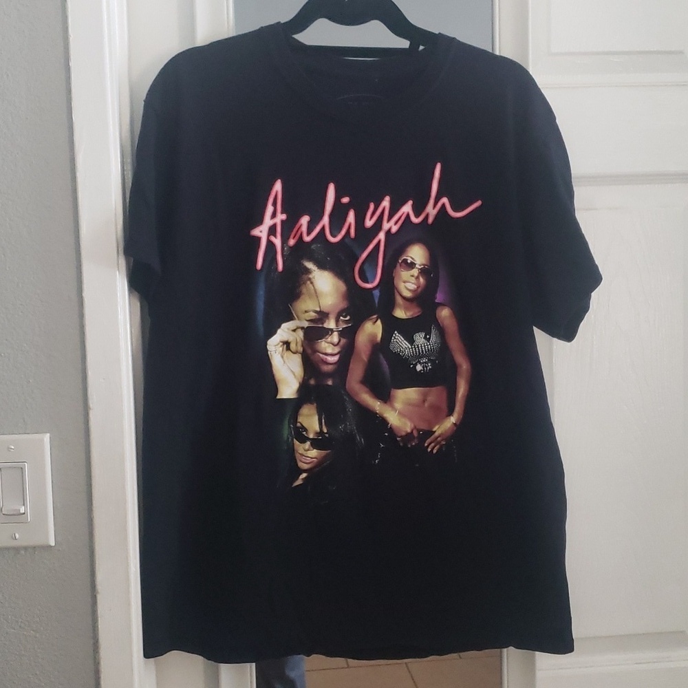 Aaliyah Y2k Style tshirt